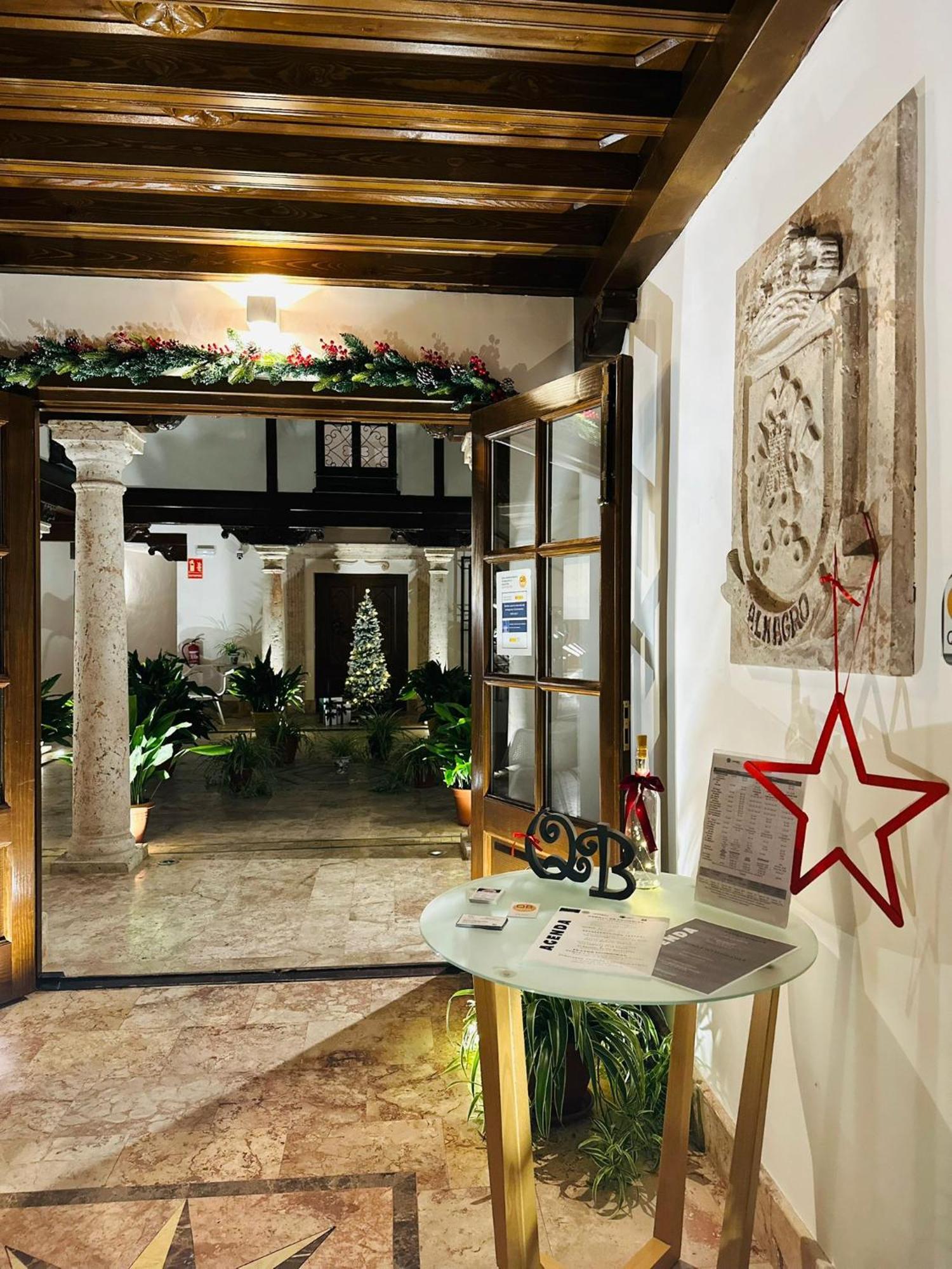 Hotel Qb Almagro Centro Buitenkant foto